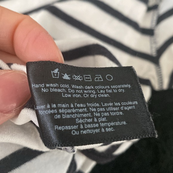 Club Monaco striped top size XS - Picture 5 of 7